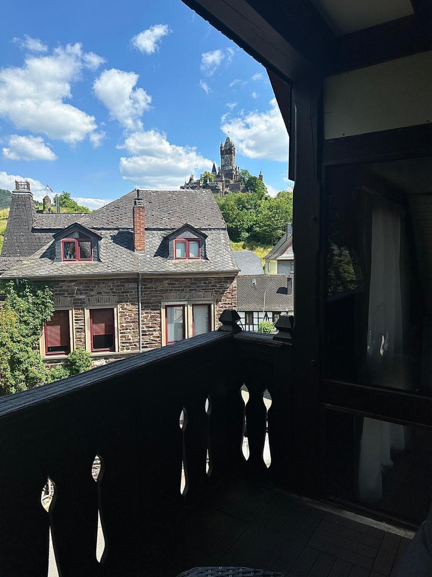 Haus Daniela Oberstadt Cochem Bagian luar foto
